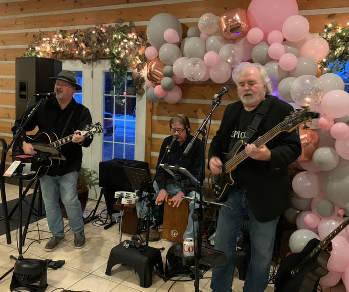 Music with EZ Pickenz Friday, Nov. 3rd!
